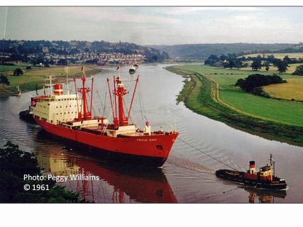 Ship_on_Horseshoe_Bend